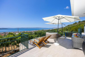 Private Villa Golden Hour with a view of Split area